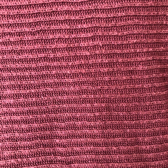 Light weight sweater - Picture 2 of 3